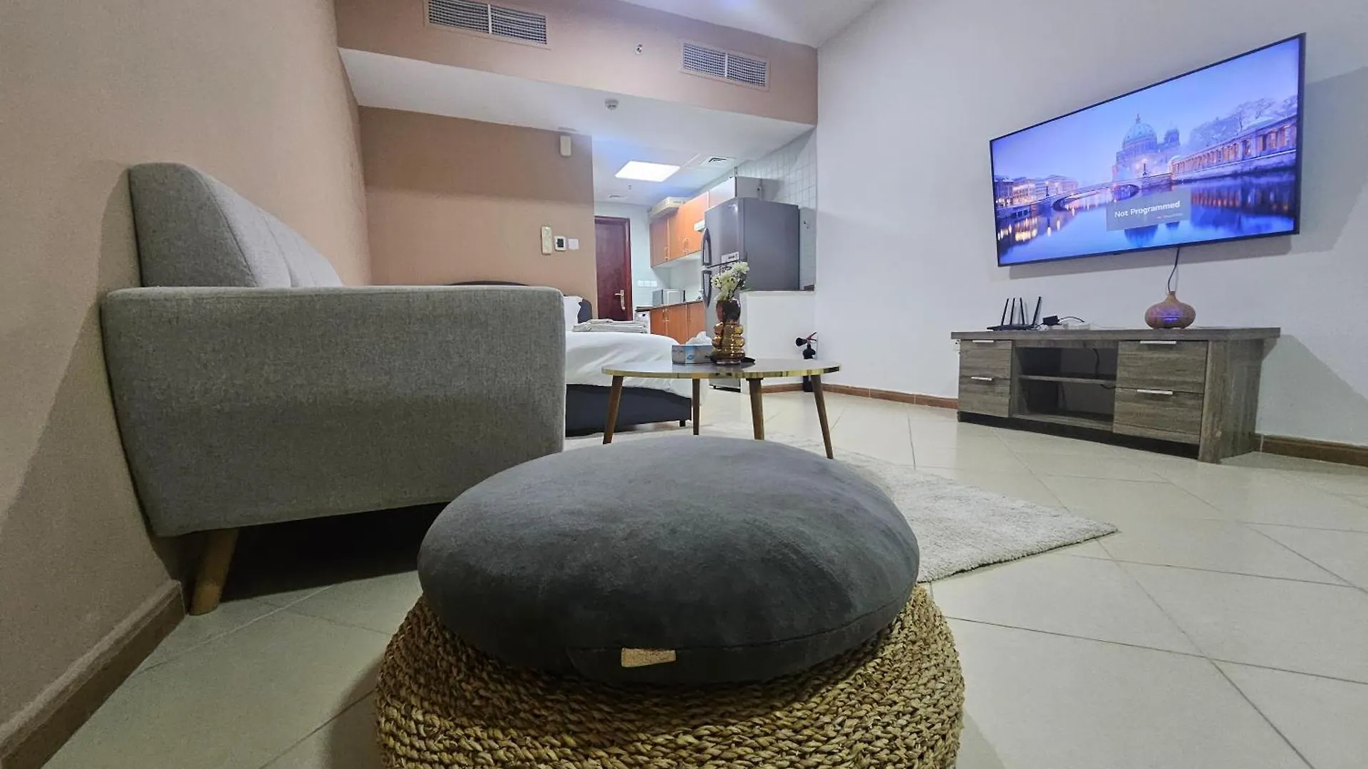 Apartment Stunning Apartment, Partial Sea View, Canal Marina View, 5 Min Walk To Jbr Beach And Metro Dubai